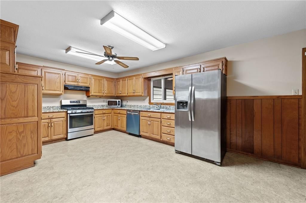 4906 NE 35th Street — photo 25