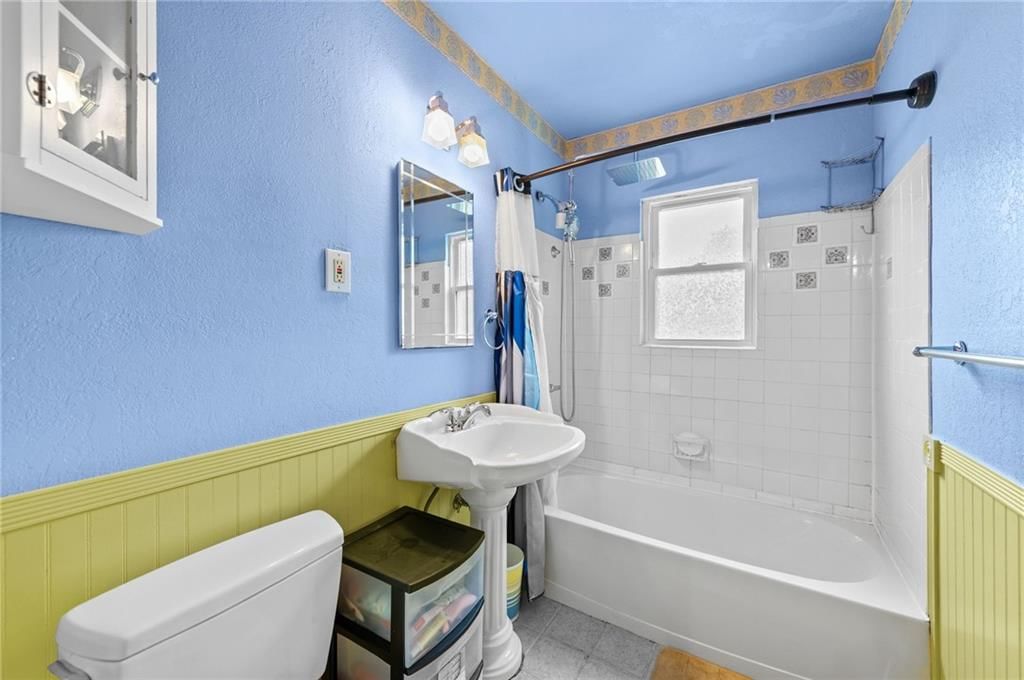 4906 NE 35th Street — photo 40
