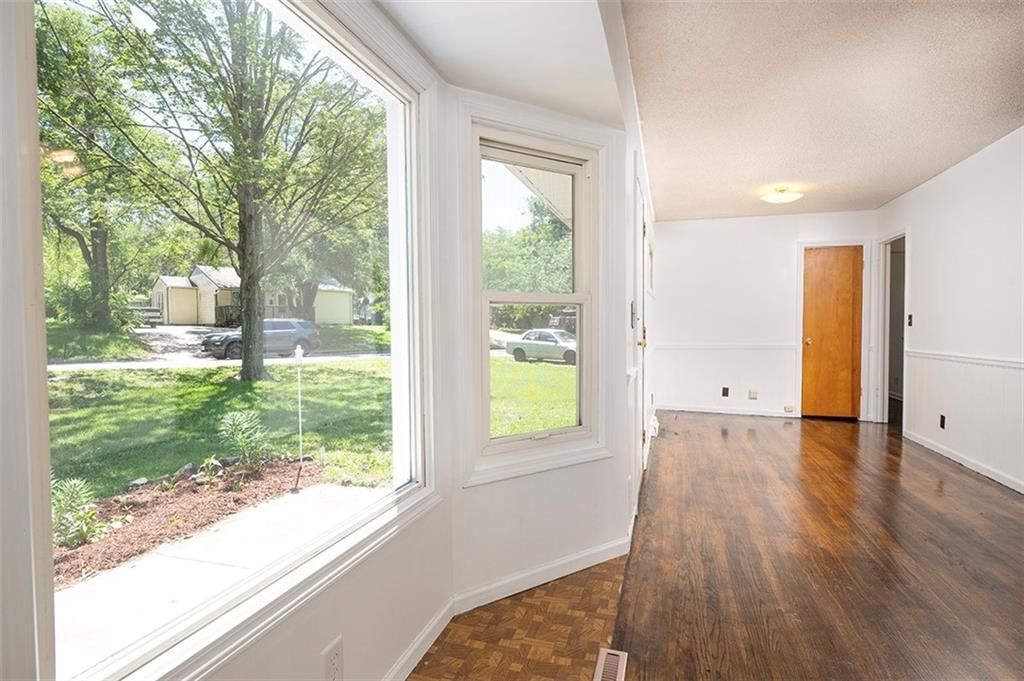 400 Lacy Lane — photo 4