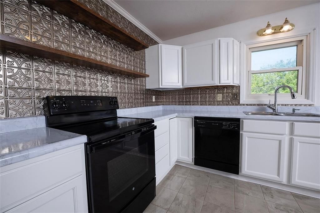 400 Lacy Lane — photo 10
