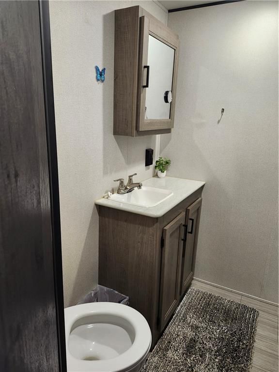 6 Greenwood Lane — photo 17