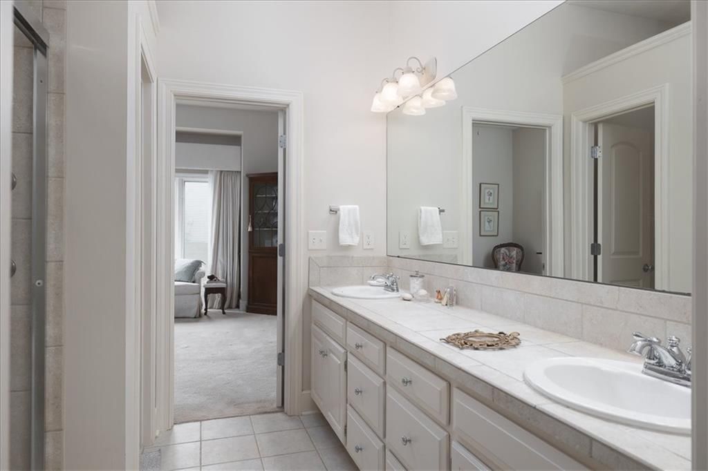 5819 Longleaf Drive — photo 12
