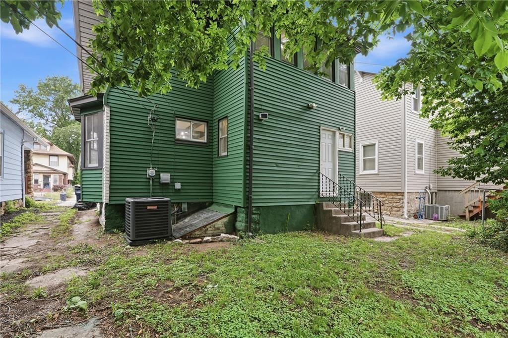 3615 College Avenue — photo 29