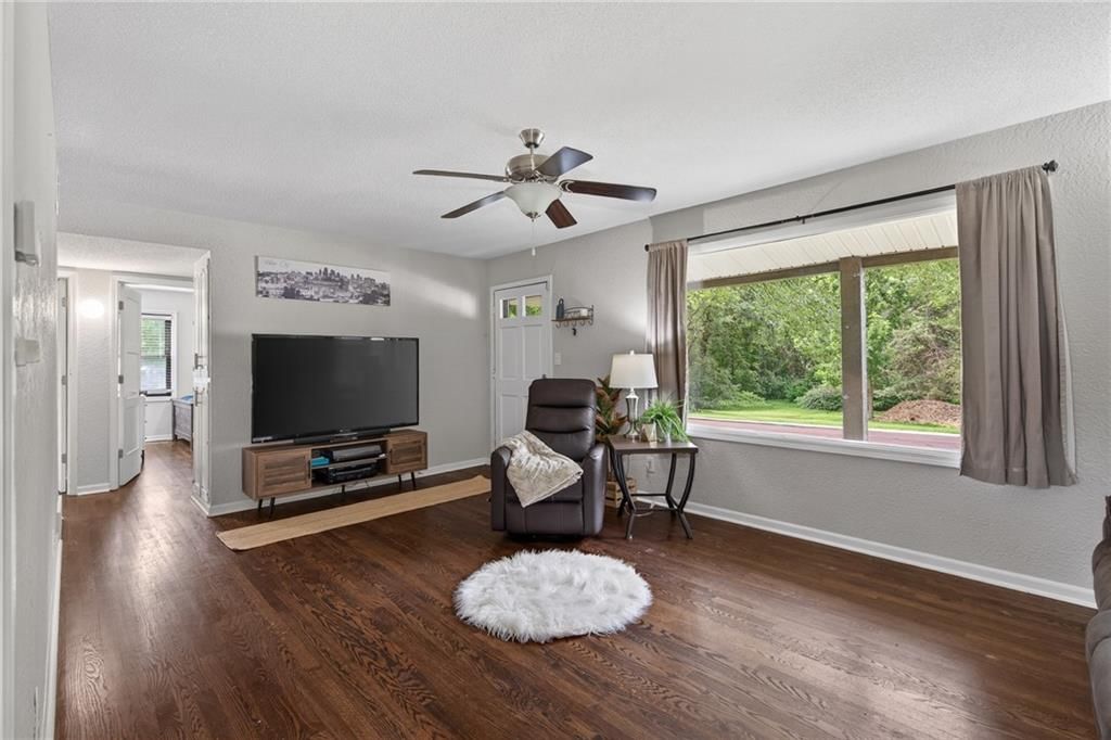 7323 Outlook Street — photo 6