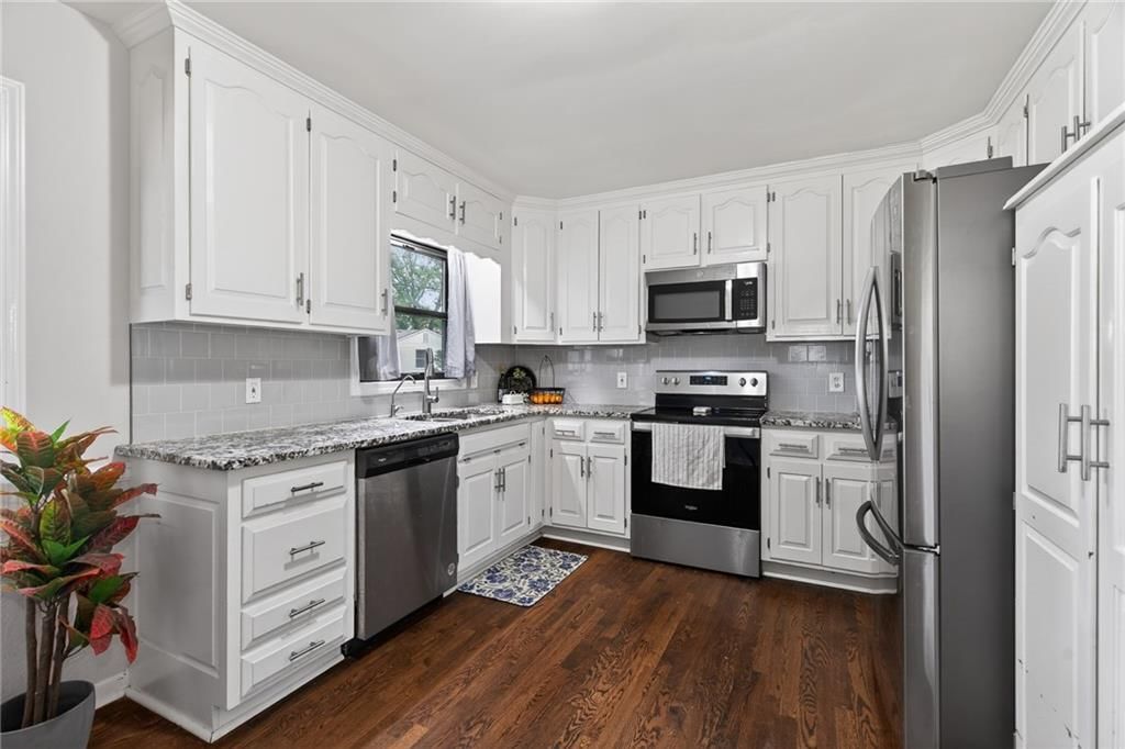 7323 Outlook Street — photo 8