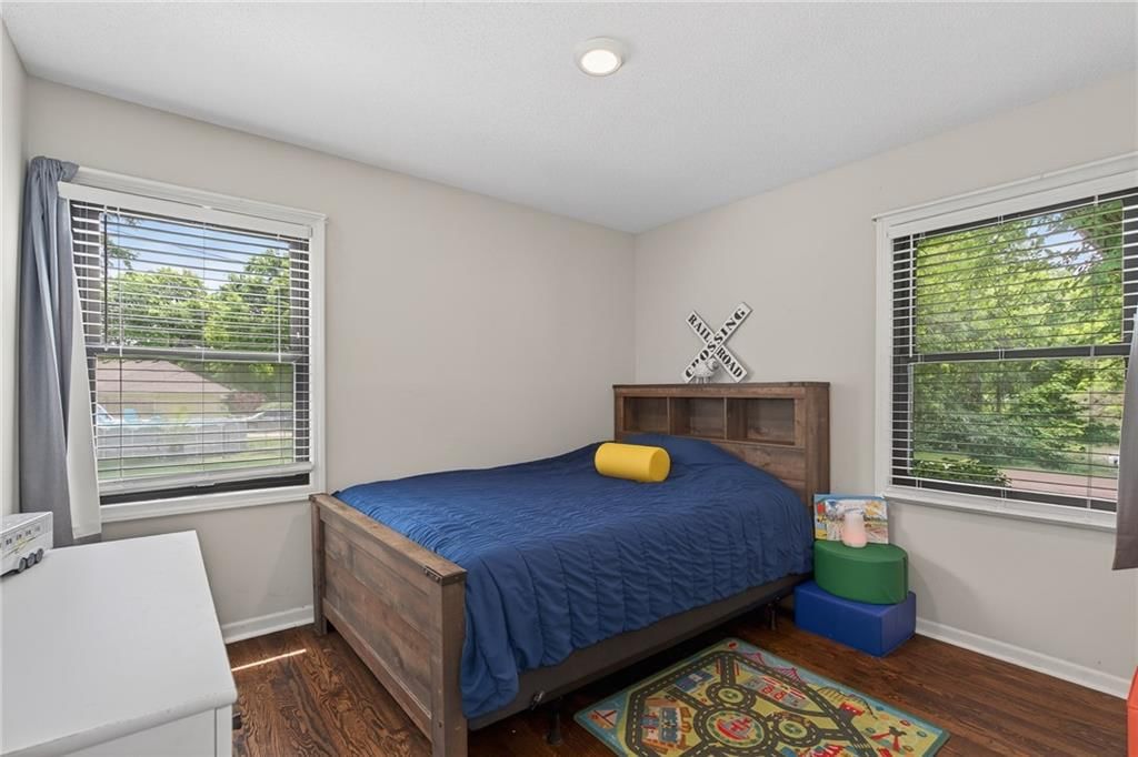 7323 Outlook Street — photo 15