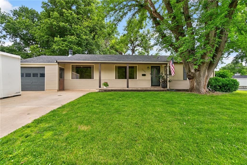 7323 Outlook Street — photo 29