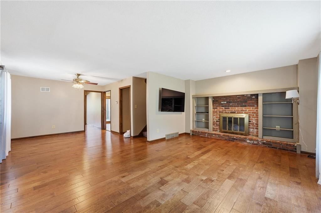 8399 Waukomis Drive — photo 6
