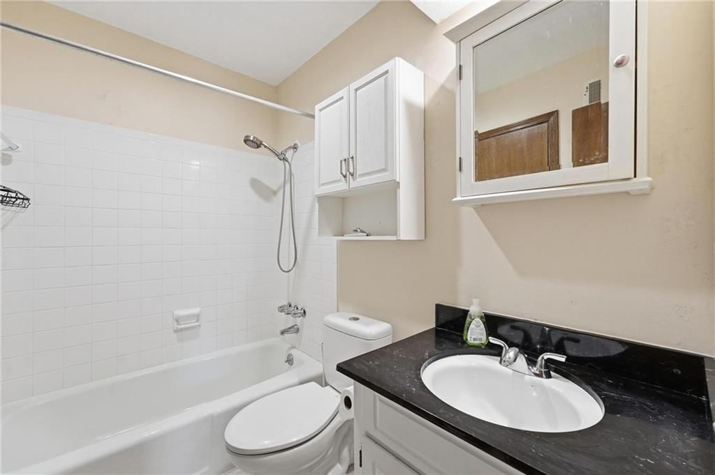8399 Waukomis Drive — photo 21