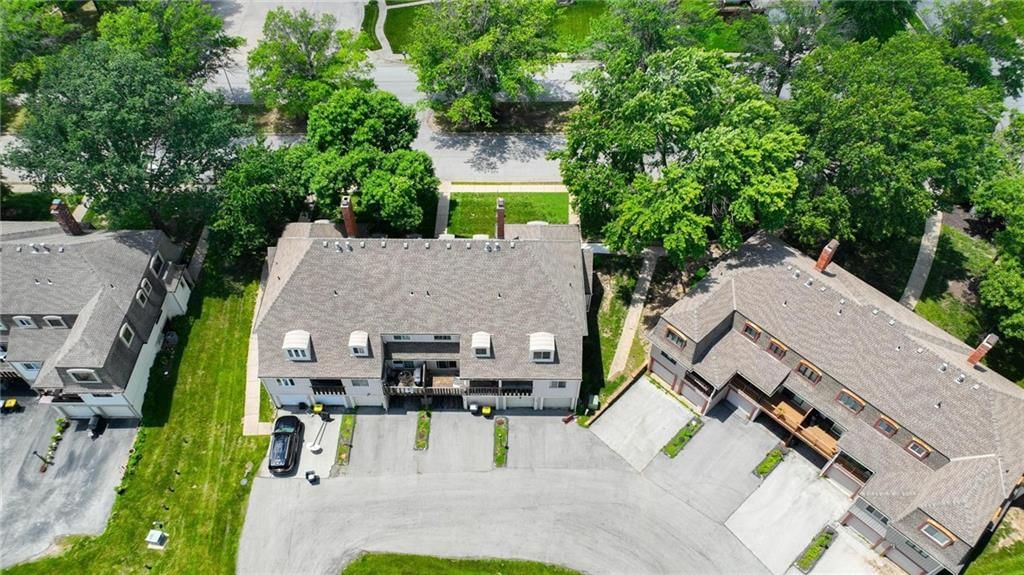 8399 Waukomis Drive — photo 31