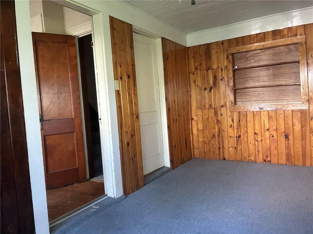 221 W Kansas Street — photo 17