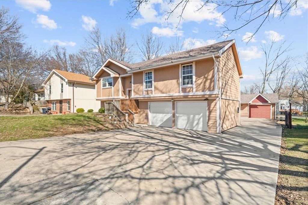 22 NW 101ST Place — photo 3
