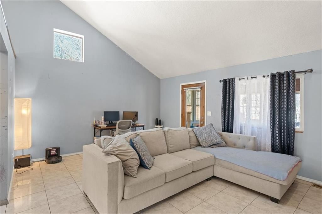 22 NW 101ST Place — photo 6