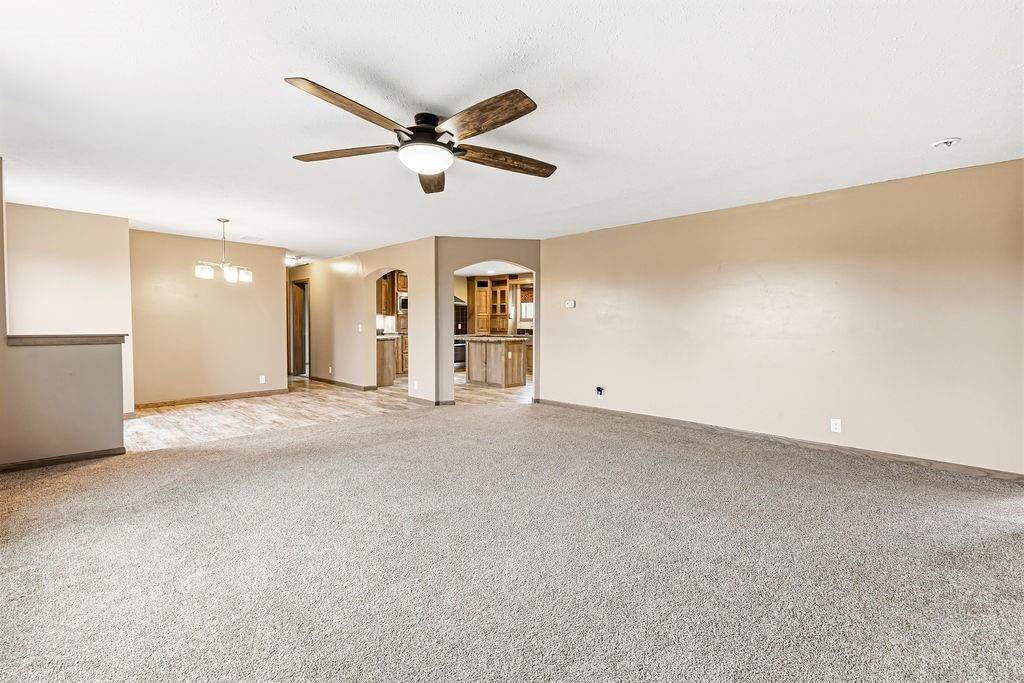 130 SE Sparta Road — photo 5