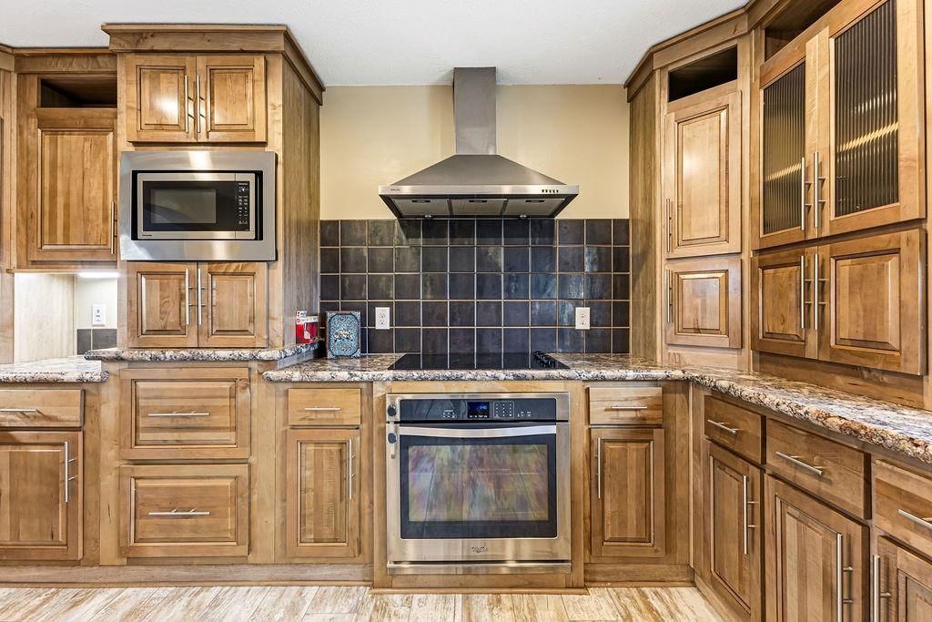 130 SE Sparta Road — photo 15
