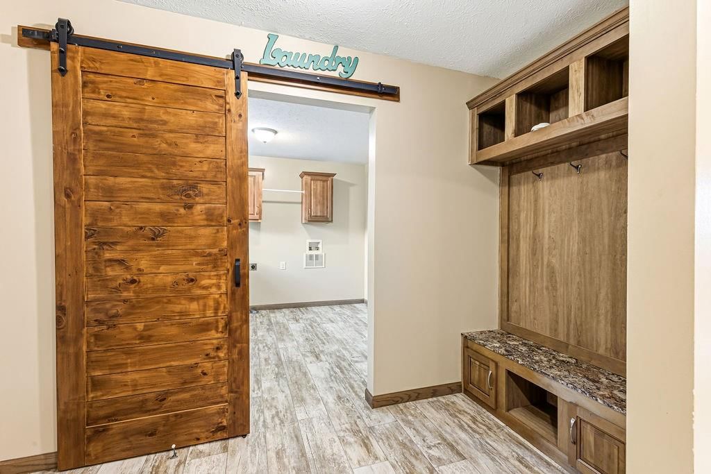 130 SE Sparta Road — photo 18