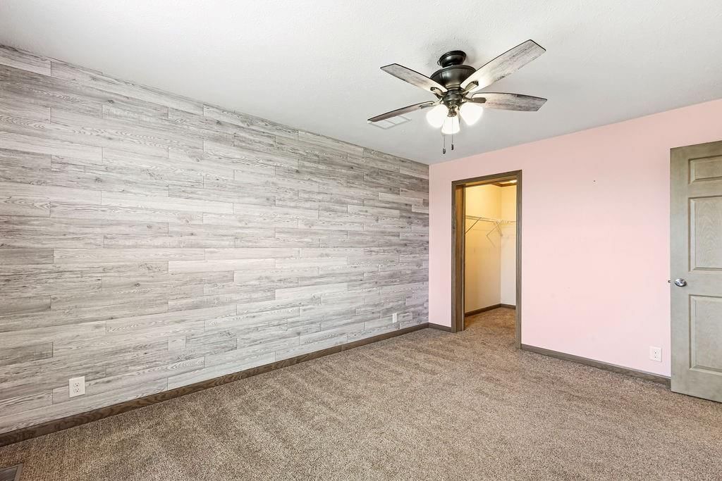 130 SE Sparta Road — photo 34