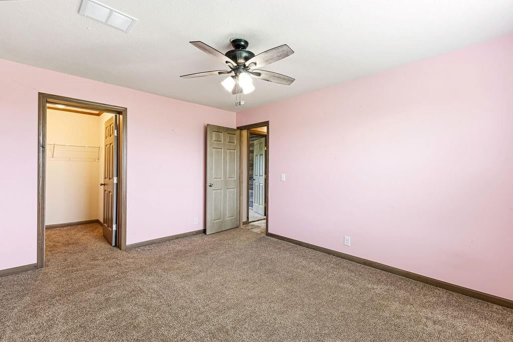 130 SE Sparta Road — photo 35