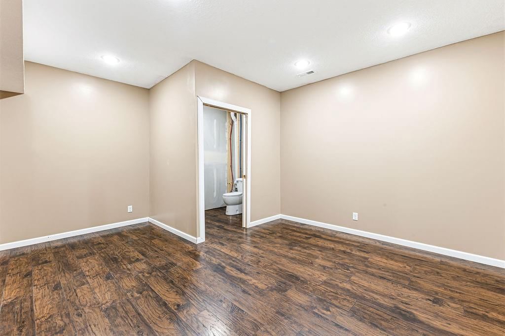 130 SE Sparta Road — photo 44