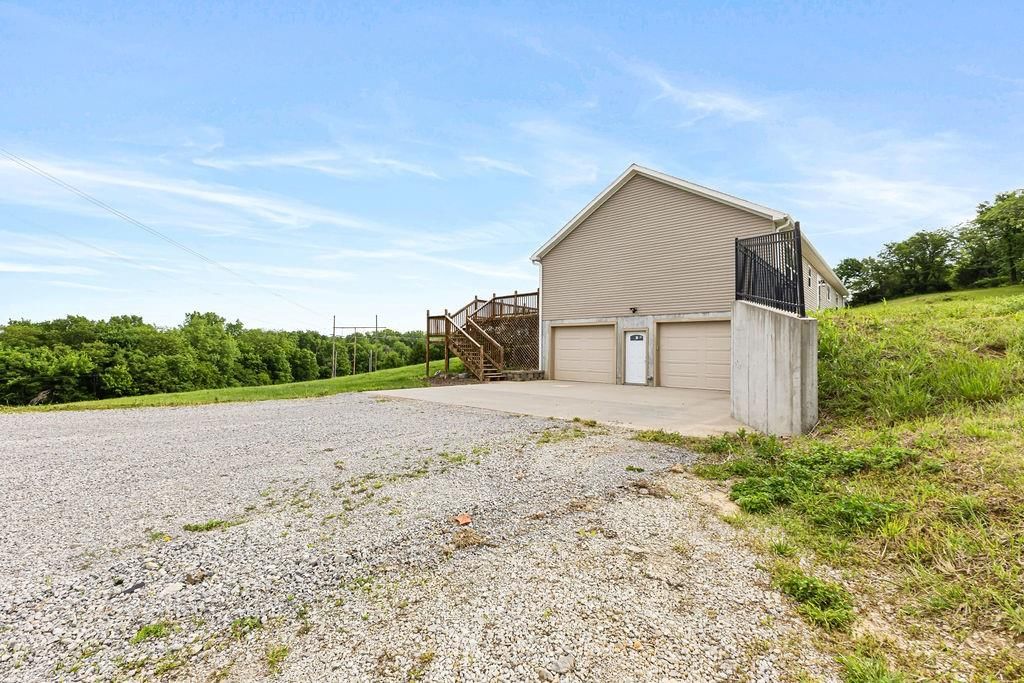 130 SE Sparta Road — photo 58