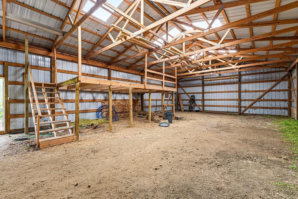 130 SE Sparta Road — photo 65