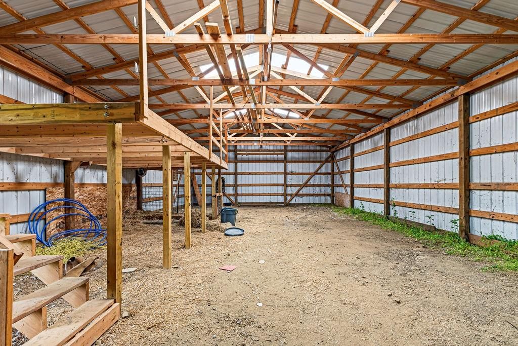 130 SE Sparta Road — photo 68
