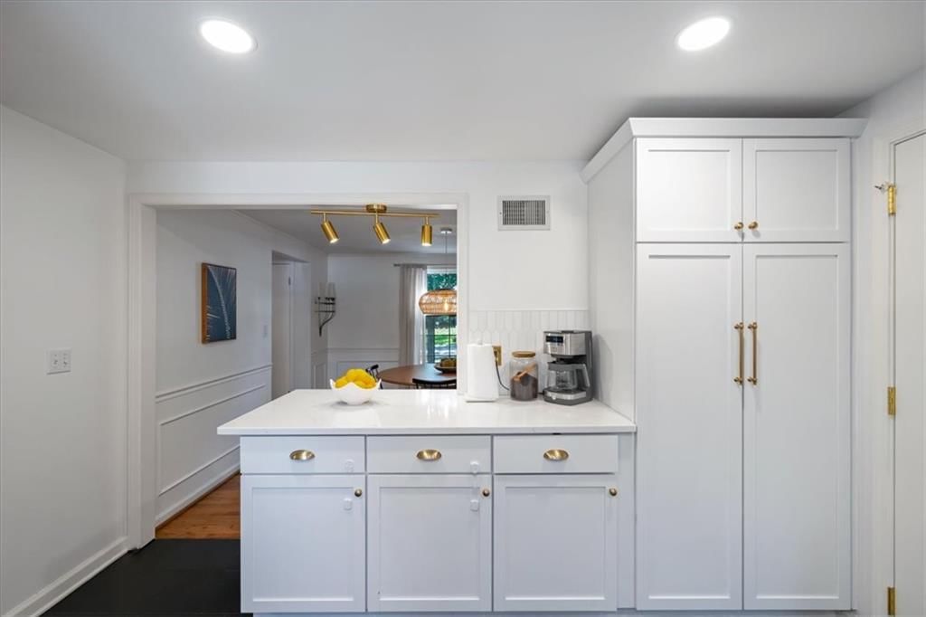 9931 Cedar Street — photo 11