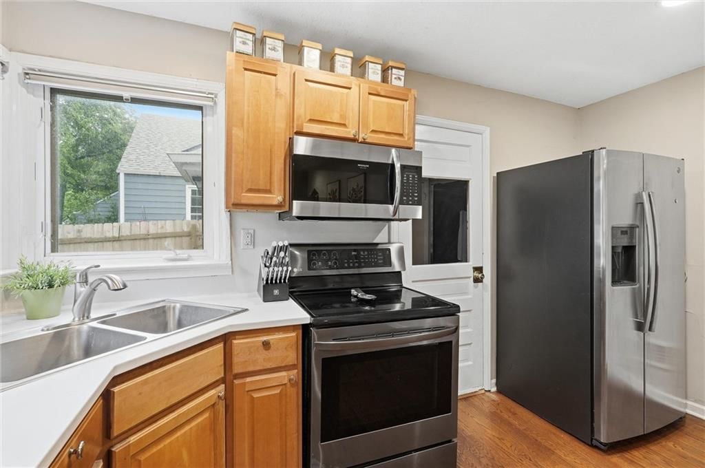 5440 Birch Street — photo 12