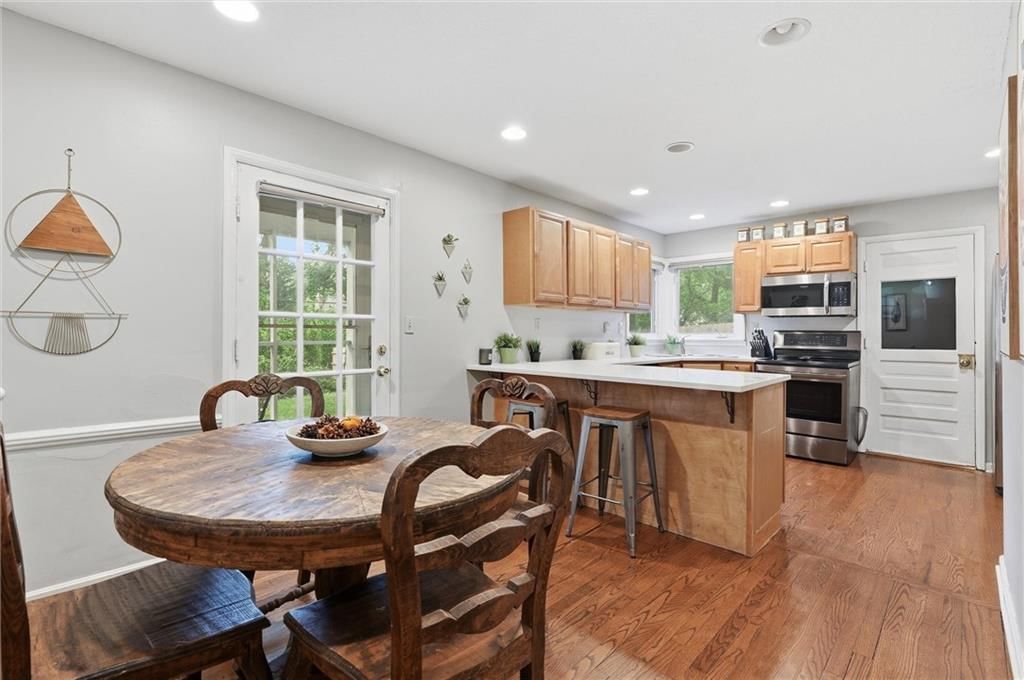 5440 Birch Street — photo 15