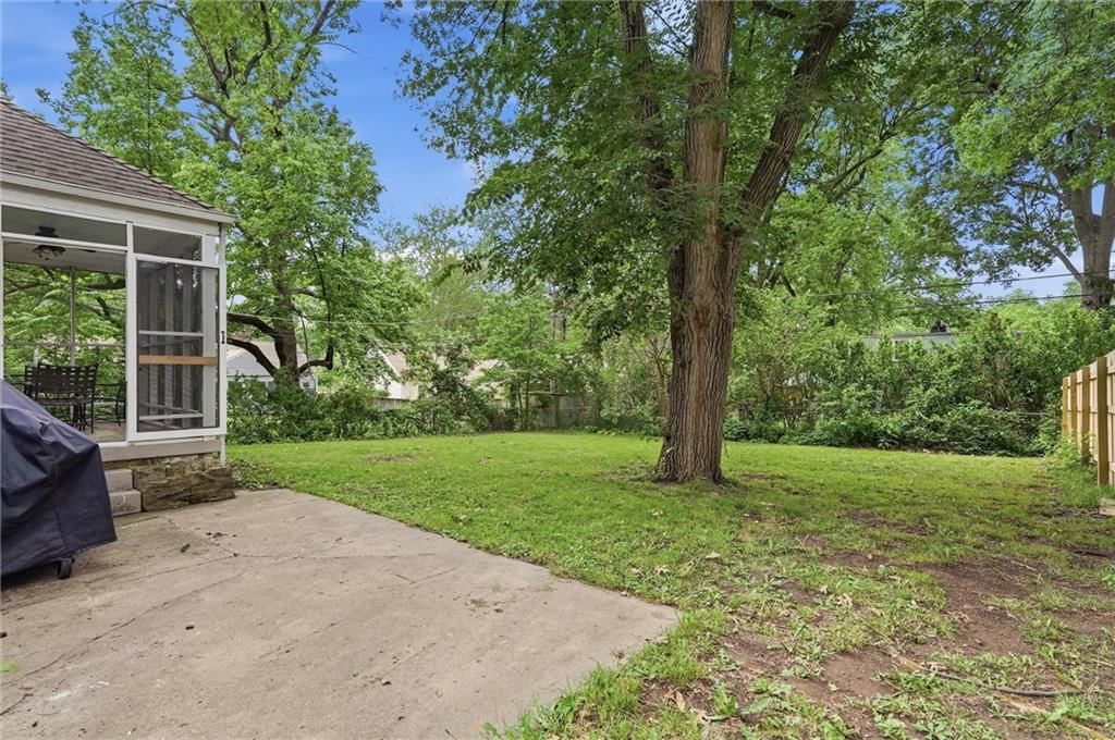 5440 Birch Street — photo 26