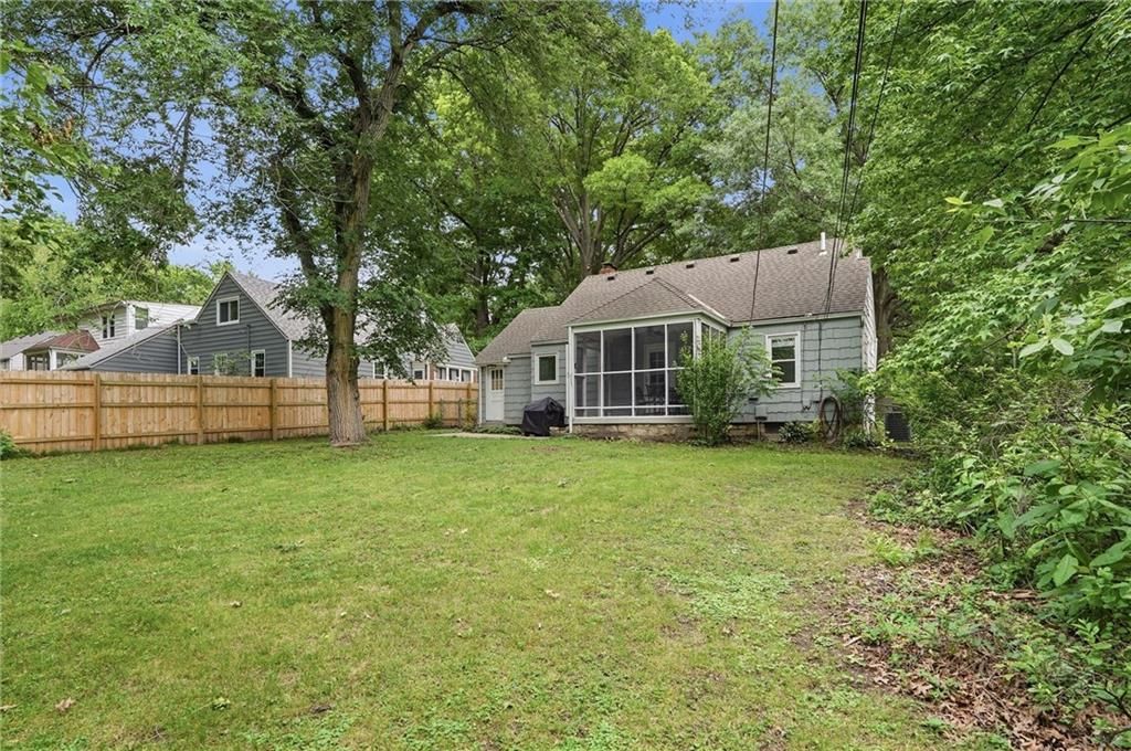 5440 Birch Street — photo 28