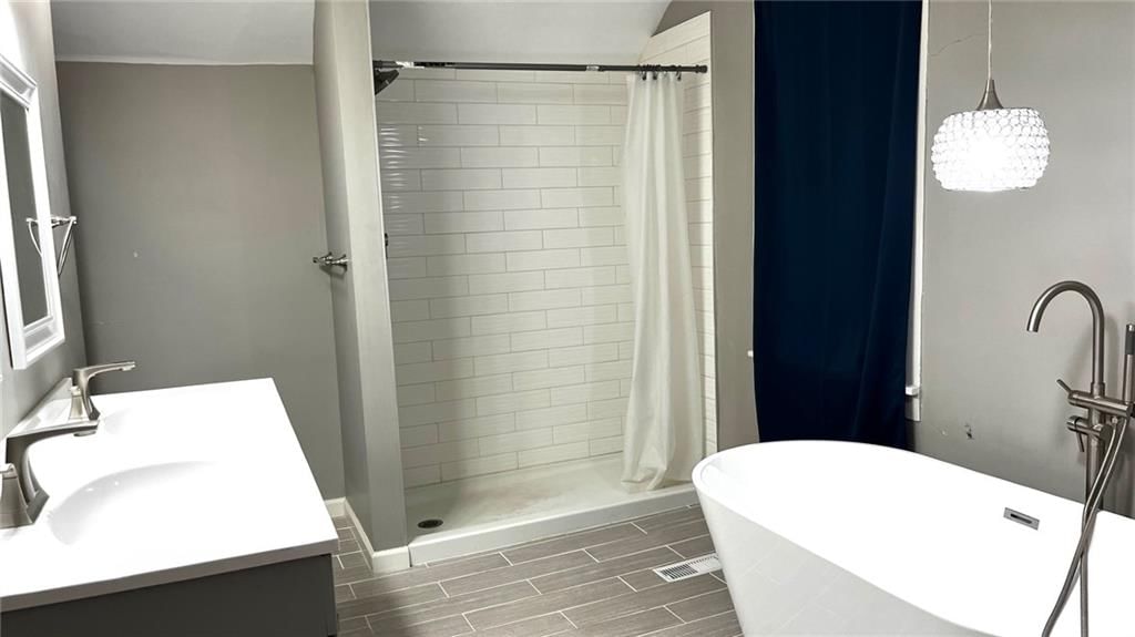 117 S Elm Street — photo 23