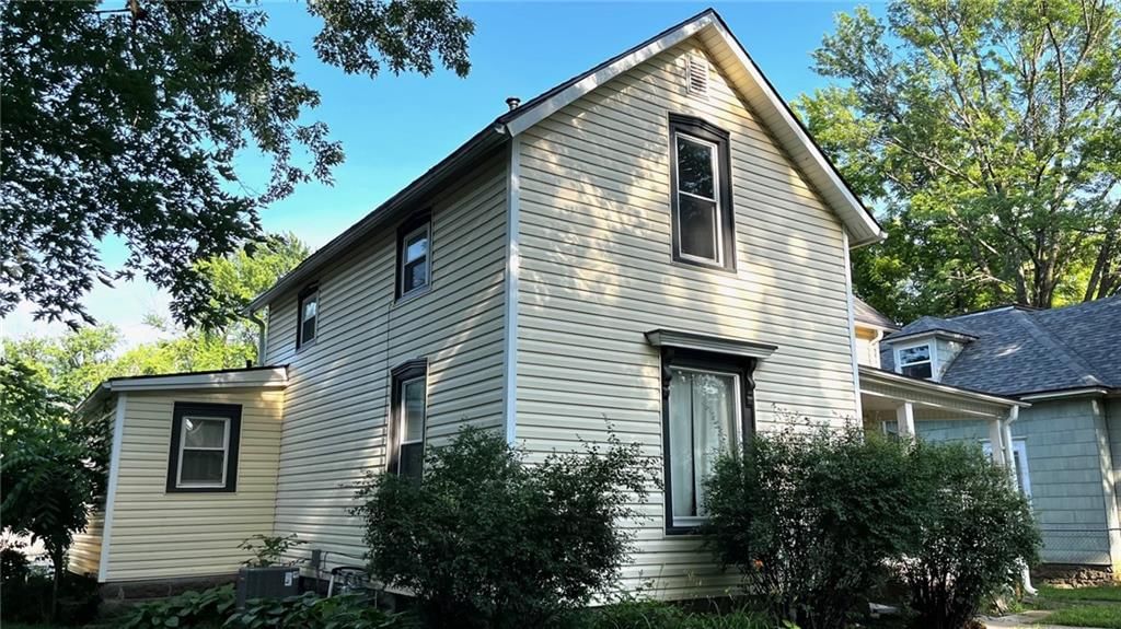 117 S Elm Street — photo 40