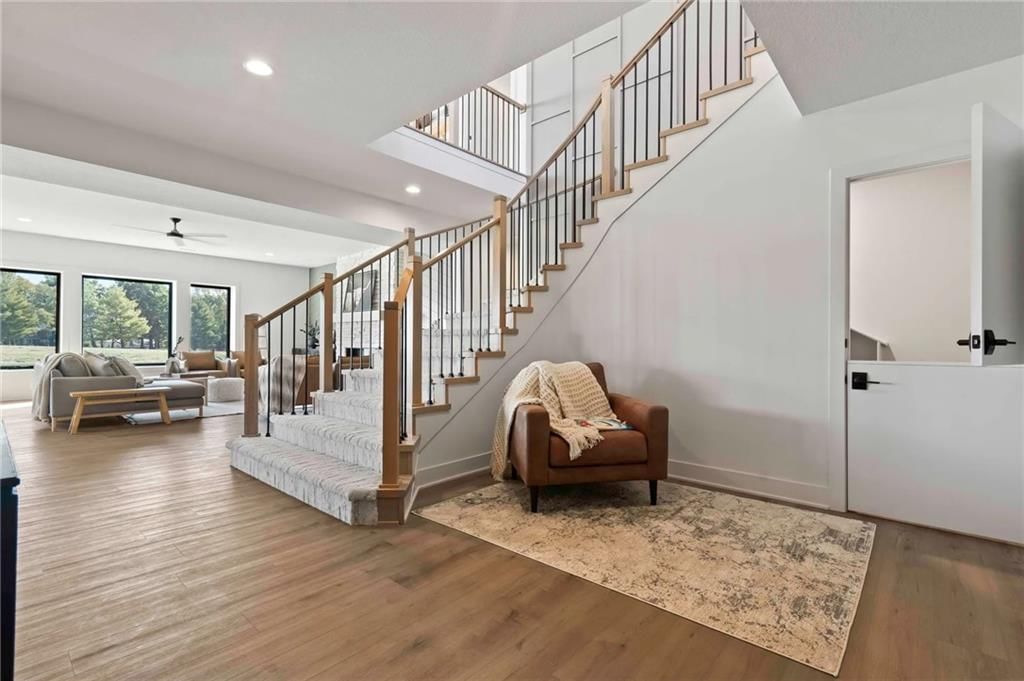 19103 Bella Terra Road — photo 43