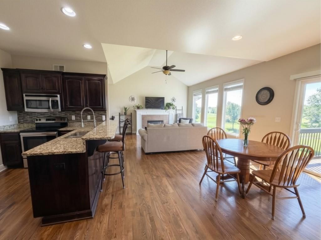 14115 Amanda Lane — photo 11