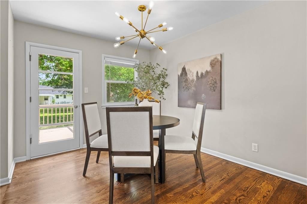 9237 Hardy Street — photo 10