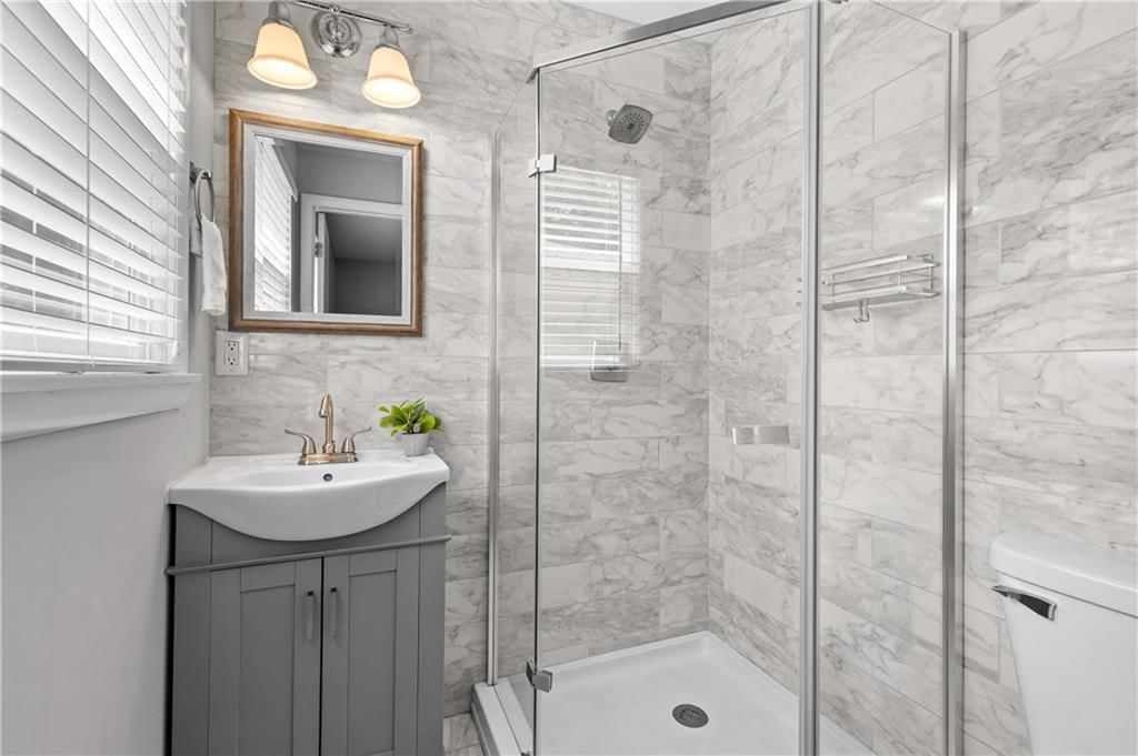 9237 Hardy Street — photo 19
