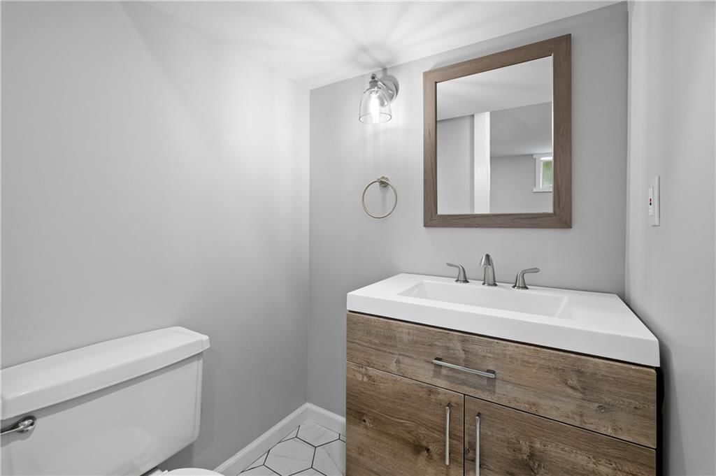 9237 Hardy Street — photo 30