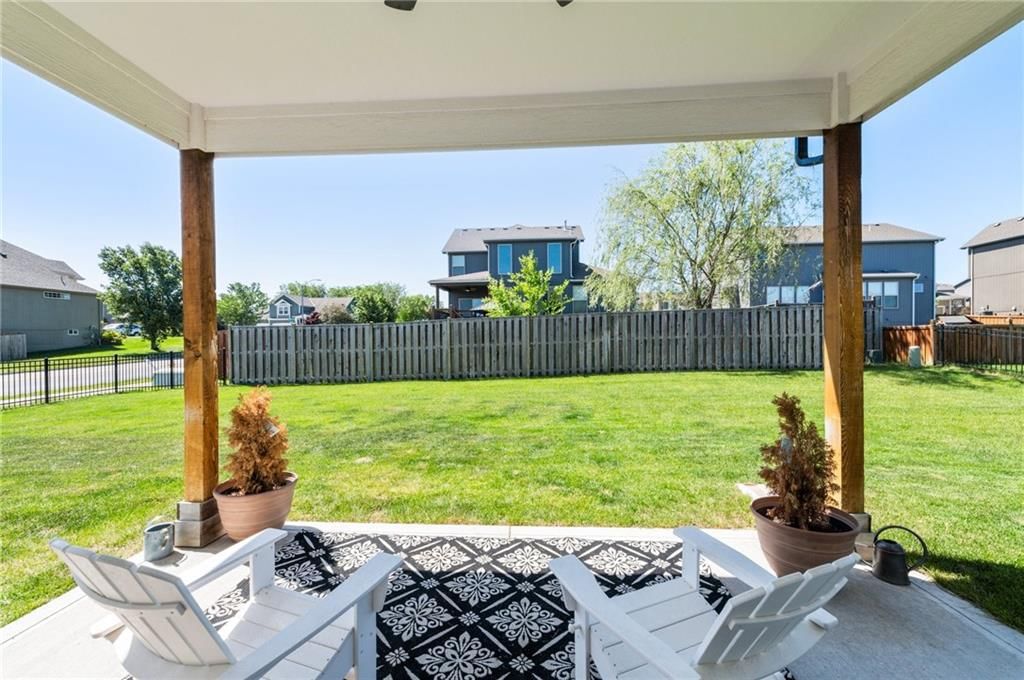 1505 SW Georgetown Drive — photo 3