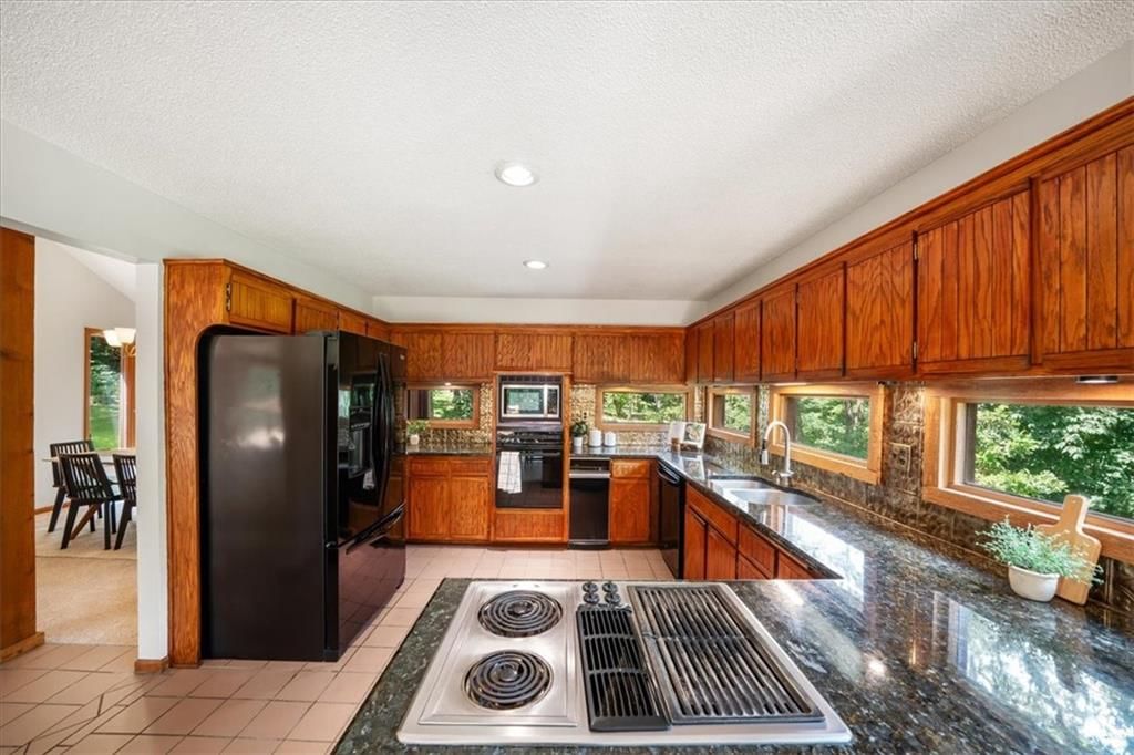 21101 Bittersweet Drive — photo 9