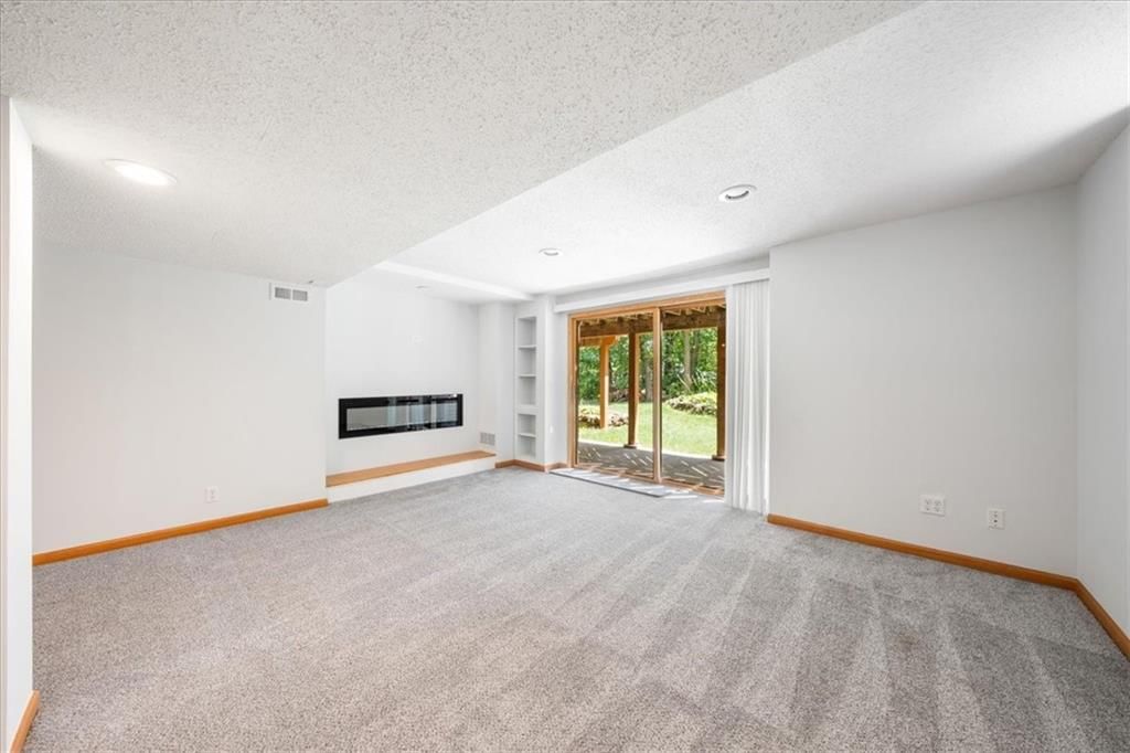 21101 Bittersweet Drive — photo 25