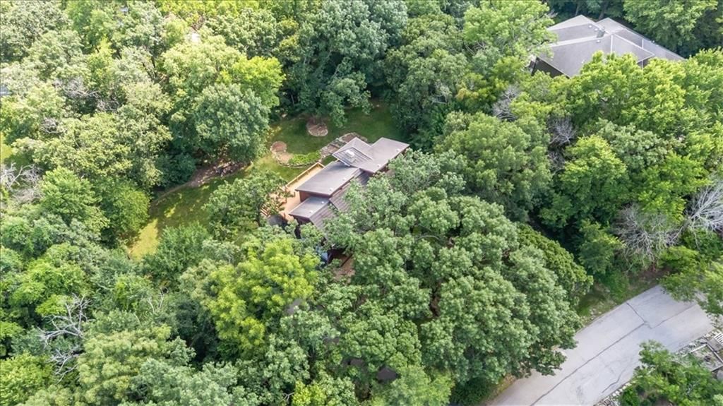 21101 Bittersweet Drive — photo 33