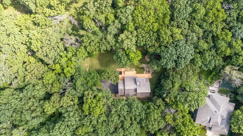 21101 Bittersweet Drive — photo 35