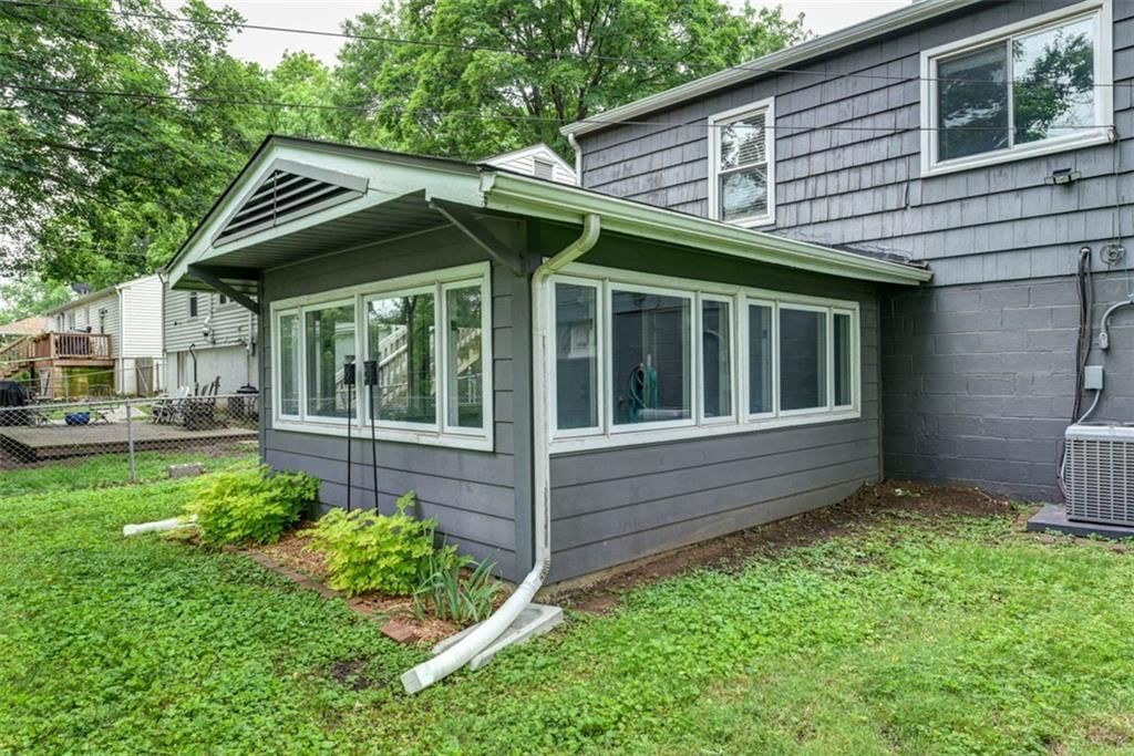 8357 Locust Street — photo 20