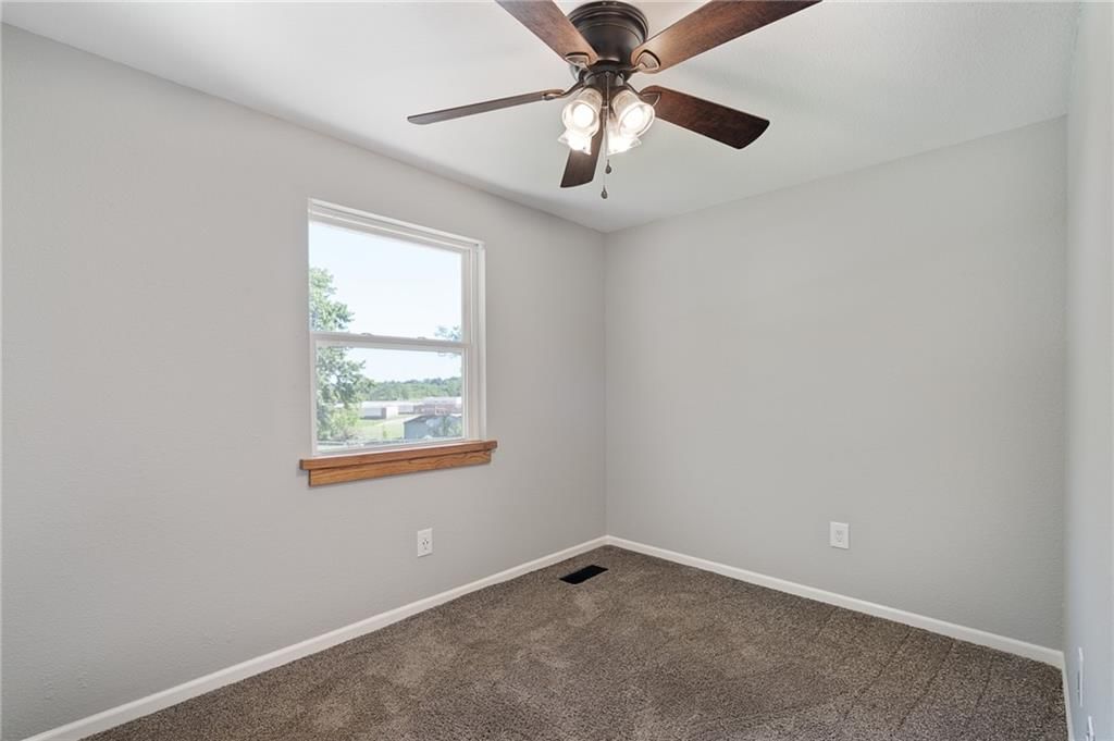 1719 Karlton Way — photo 14