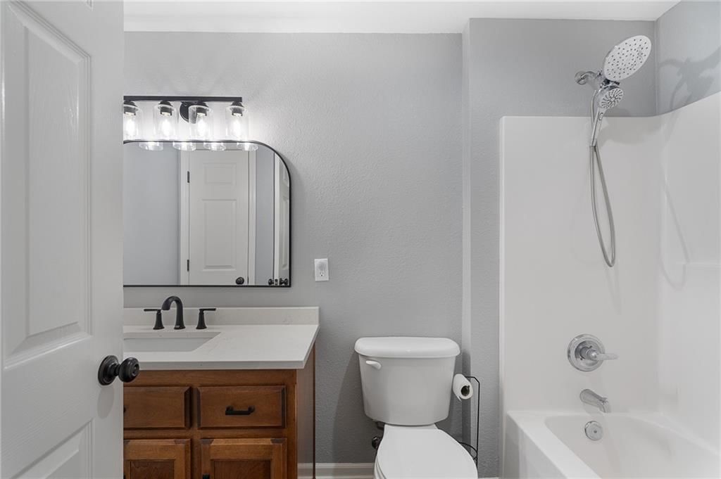 1719 Karlton Way — photo 16