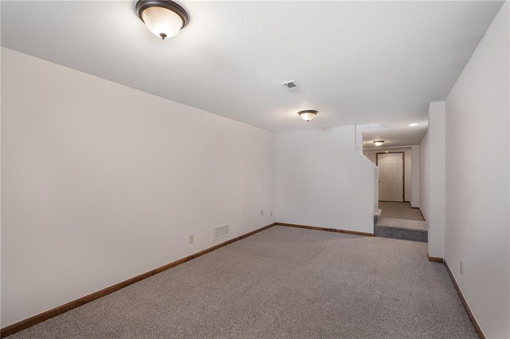1719 Karlton Way — photo 24