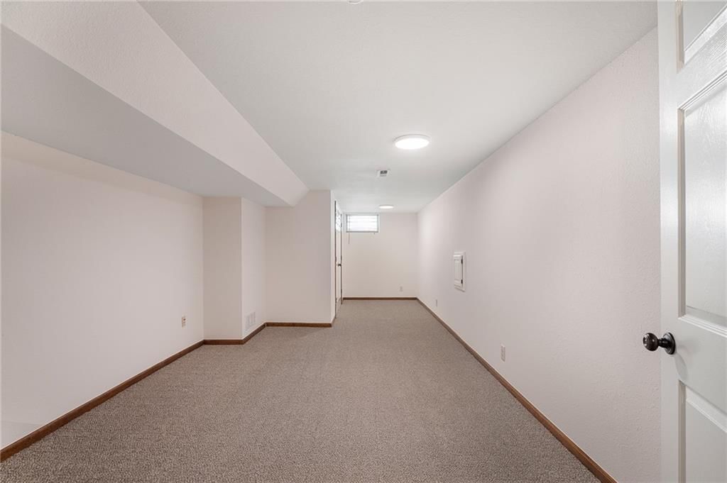 1719 Karlton Way — photo 27