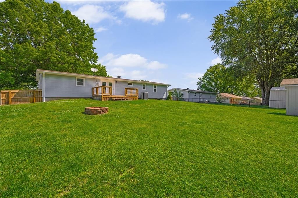 1719 Karlton Way — photo 30