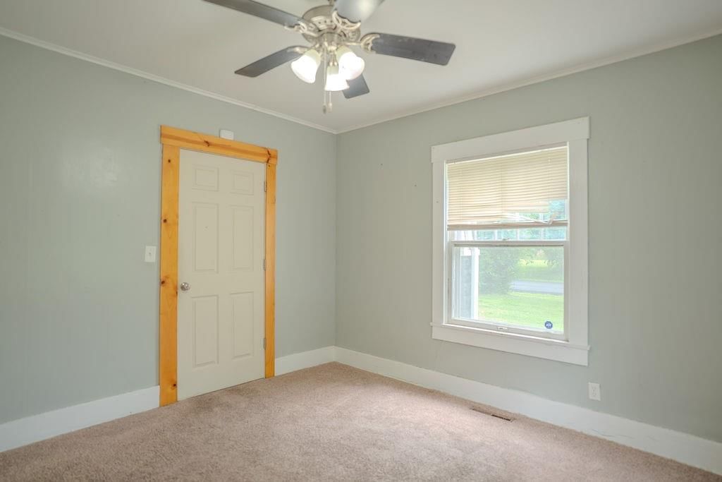 1205 E 6th Street — photo 11